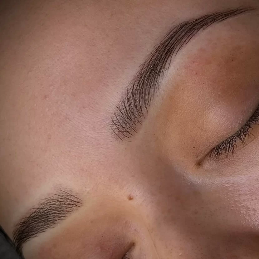 Best Solutions for Sparse Eyebrows: Achieve Fuller Brows